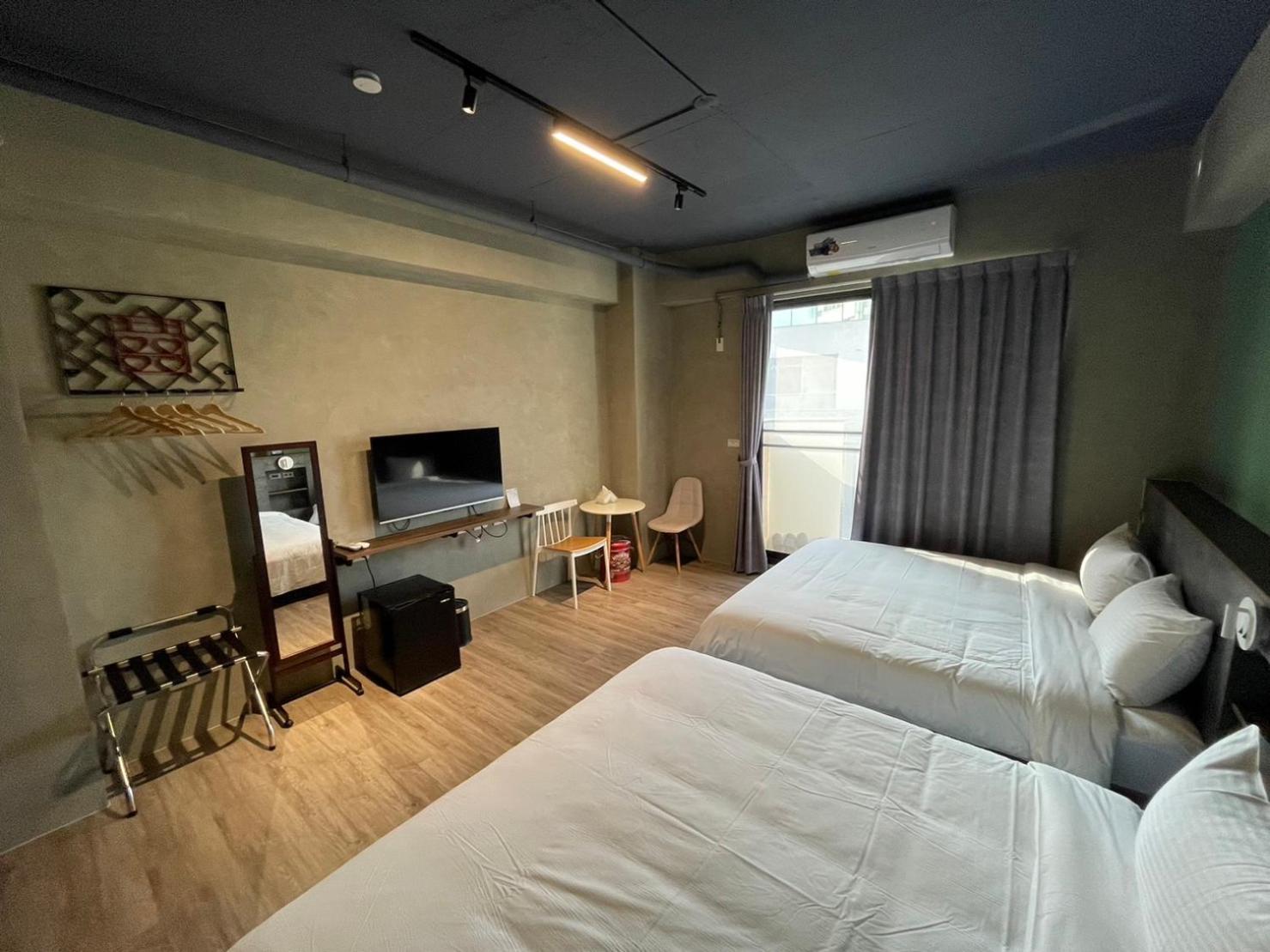 Long Lang Homestay Tainan Exterior photo